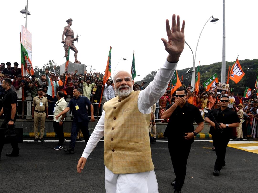 Narendra Modi In Karnataka: PM Inaugurates Terminal 2 Of Kempegowda International Airport At Bengaluru Modi In K'taka: PM Inaugurates 'Statue of Prosperity', Airport Terminal 2, Flags Off Vande Bharat Train — Details
