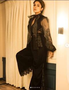 Shehnaaz Gill: ਸ਼ਹਿਨਾਜ਼ ਗਿੱਲ ਨੇ ਨਵੀਂਆਂ ਤਸਵੀਰਾਂ 'ਚ ਮਚਾਈ ਤਬਾਹੀ! ਹੋਇਲ ਆਉਟਫਿਟ 'ਚ ਲਗਾਇਆ ਬੋਲਡਨੈੱਸ ਦਾ ਤੜਕਾ