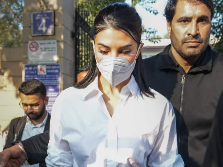 Jacqueline Fernandez Pre Arrest Bail Extended Till 15 November Money Laundering Case Sukesh Chandrashekar Money Laundering Case: देश छोड़कर भागने के आरोपों पर कोर्ट में क्या बोलीं जैकलीन, पढ़ें 10 Points