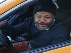 न्यूयॉर्क के कैब ड्राइवर ने जीता आनंद महिंद्रा का दिल, यूजर बोले- 'भारत वाले दुनिया को चला रहे हैं...' देखें वायरल वीडियो