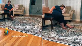 Funny Video: ਲੈਪਟਾਪ 'ਤੇ ਫਿਲਮ ਦੇਖ ਰਹੀ ਮਾਂ ਨਾਲ ਧੀ ਨੇ ਕੀਤਾ ਭੂਤ ਪ੍ਰੈਂਕ, ਦੇਖ ਕੇ ਹੈਰਾਨ ਰਹਿ ਜਾਓਗੇ ਤੁਸੀਂ