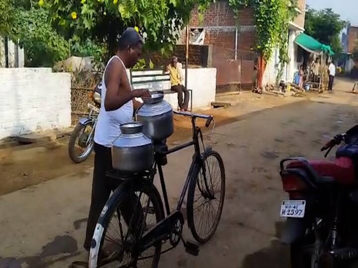 ग्रामीण भागात जलाऊ लाकडच्या सहाय्याने चालणाऱ्या चुलीवर पाणी गरम केले जात असे. मात्र, आता चक्क ग्रामपंचायतने गरम पाण्याची व्यवस्था केल्याने ग्रामस्थ विशेषत: महिलांची लाकड़े तोड़ण्याची मेहनत कमी झाली आहे.