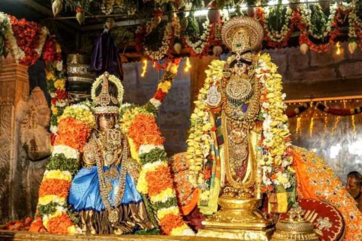 Srirangam Temple History: ஸ்ரீரங்கம் ரெங்கநாதர் கோவிலின் வரலாறும் அதன் சிறப்புகள்
