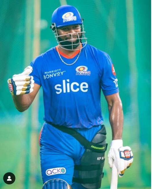 ৫ ট্রফি জয়ে ছিল অবদান, পোলার্ডের সঙ্গে বিচ্ছেদের পথে মুম্বই?