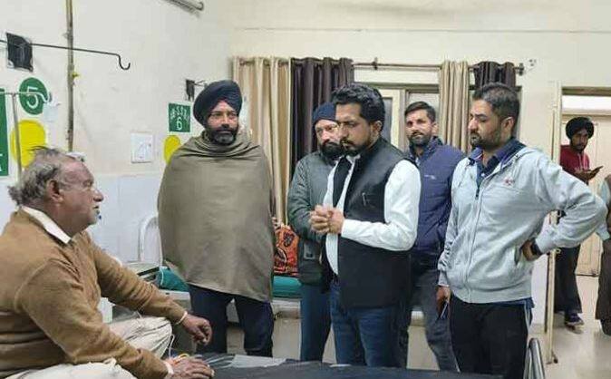 MLA Chadhas surprise check at Civil Hospital Ropar in the middle of the night ਅੱਧੀ ਰਾਤ ਸਿਵਲ ਹਸਪਤਾਲ ਰੋਪੜ 'ਚ ਵਿਧਾਇਕ ਚੱਢਾ ਵੱਲੋਂ ਕੀਤੀ ਗਈ ਅਚਨਚੇਤ ਚੈਕਿੰਗ