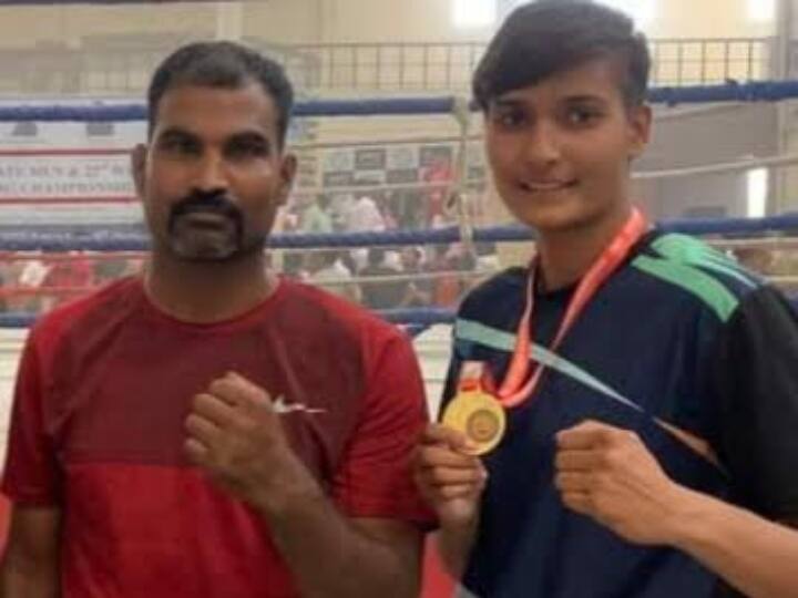 Kota Mehak Sharma to represent india in Youth world boxing championship Went Spain for Competition ANN World Boxing Championship में दिखेगा राजस्थान की महक शर्मा का दम, मुकाबले के लिए रवाना हुईं स्पेन