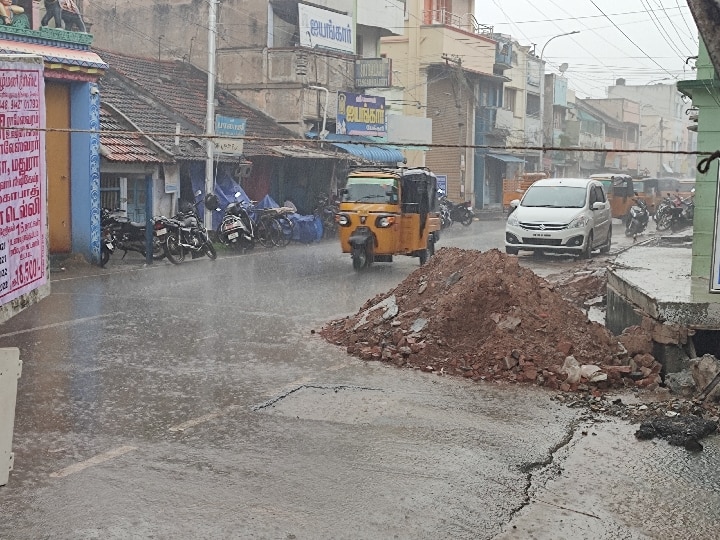 Salem School Leave : கனமழை காரணமாக சேலத்தில் அனைத்து பள்ளி மற்றும் கல்லூரிகளுக்கு இன்று விடுமுறை.. மழை நிலவரம் என்ன?