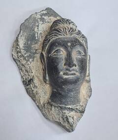 Punjab: ਅਟਾਰੀ ਸਰਹੱਦ 'ਤੇ 2000 ਸਾਲ ਪੁਰਾਣੀ ਬੁੱਧ ਦੀ ਮੂਰਤੀ ਬਰਾਮਦ, ਵਿਦੇਸ਼ੀ ਯਾਤਰੀ ਦੇ ਸਾਮਾਨ 'ਚੋਂ ਮਿਲੀ