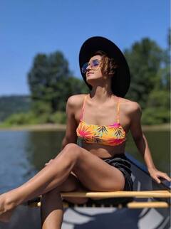 In Pics: ही कोरिओग्राफर कुठल्या अभिनेत्रीपेक्षा कमी नाही! सोशल मीडियावर हॉटनेसचा कहर