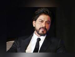 Shah Rukh Khan : कस्टम ड्युटी न भरल्यानं किंग खानला मुंबई विमानतळावर रोखलं; तासभर चौकशी, लाखोंचा भुर्दंड