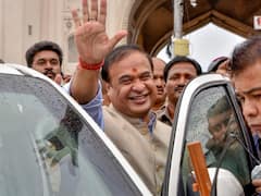 ‘आम आदमी पार्टी अभी भी 10 साल पुराने विचारों में कैद’, असम के सीएम हिमंत बिस्वा सरमा का केजरीवाल पर तंज