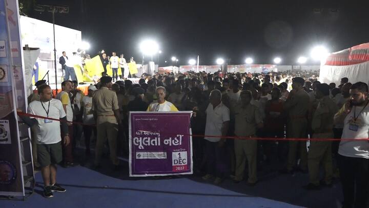 આ સ્પર્ધા દરમિયાન મતદાન જાગૃતિનો સદેશો આપવામા આવ્યો હતો.