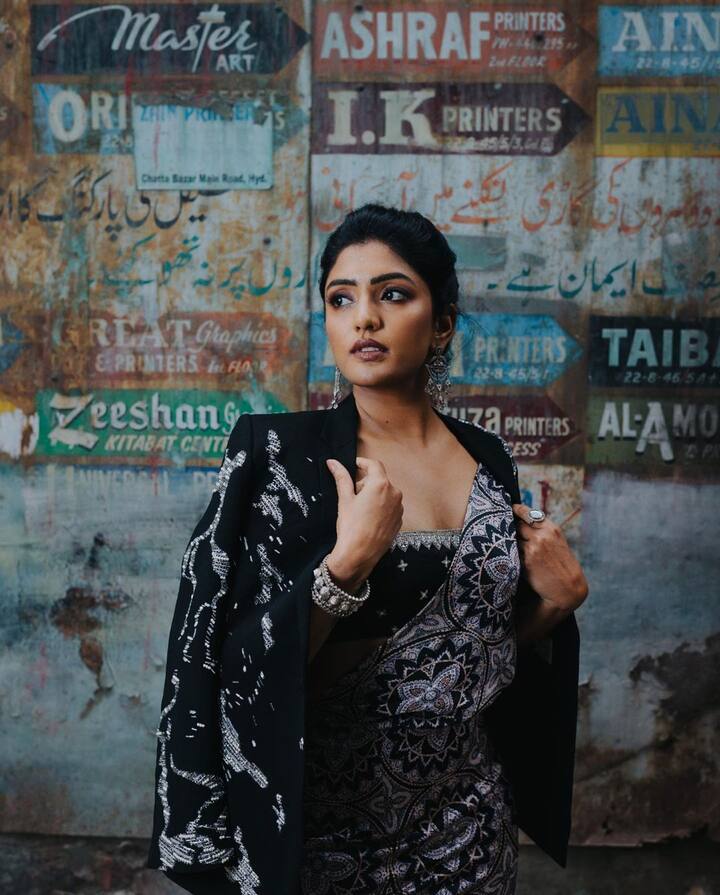 తర్వాత పెద్ద హీరోల సినిమాల్లోనూ నటించిన ఈషా.Photo Credit@Eesha Rebba/instagram