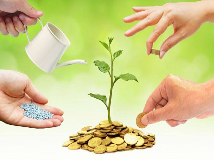 अगर आप हर महीने 1000 रुपये निवेश करते हैं तो आप 20 साल में 20 लाख रुपये तक कमा सकते हैं. यह गणना औसतन 12 फीसदी के वार्षिक ब्याज दर के आधार पर की गई है.