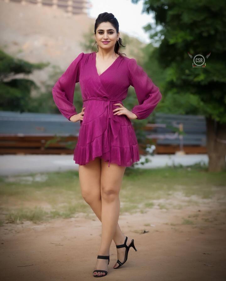 ఢీ షోతో యాంకర్ గా మంచి గుర్తింపు తెచ్చుకుంది.