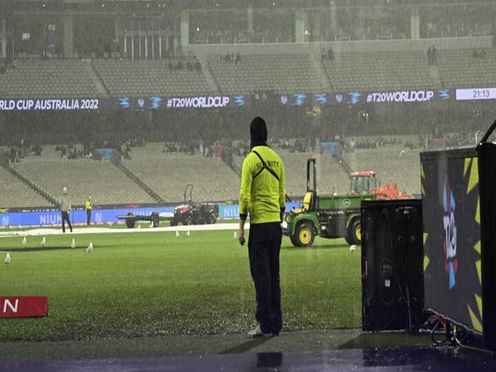 T20 WC Final: फाइनल मुकाबले से पहले ICC ने लिया बड़ा फैसला, बारिश से निपटने के लिए मैच में जोड़ा 90 मिनट का अतिरिक्त समय T20 WC Final pakistan vs england icc added 90 minutes additional time for game T20 WC Final: फाइनल मुकाबले से पहले ICC ने लिया बड़ा फैसला, बारिश से निपटने के लिए मैच में जोड़ा 90 मिनट का अतिरिक्त समय