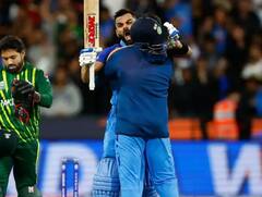 Virat Kohli ਦੇ ਨਾਂਅ ਦਰਜ ਹੋਇਆ ਇਤਿਹਾਸਕ ਰਿਕਾਰਡ, ਟੀ20 ਵਿਸ਼ਵ ਕੱਪ ਨੂੰ ਦੋ ਵਾਰ ਸਭ ਤੋਂ ਵੱਧ ਦੌੜਾਂ ਬਣਾਉਣ ਵਾਲੇ ਬਣੇ ਪਹਿਲੇ ਬੱਲੇਬਾਜ਼