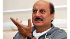 নিজের ছবি 'উঁচাই'-এর টিকিট নিজেই কিনতে পারলেন না অনুপম খের!