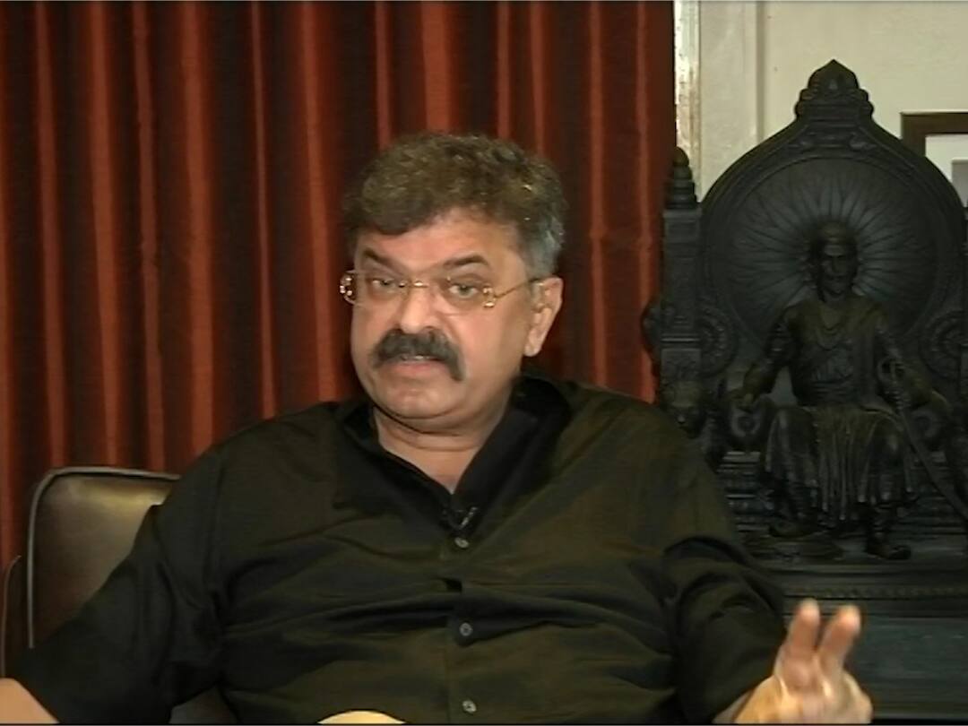 Jitendra Awhad Exclusive : शिवाजी महाराजांसाठी फाशी झाली तरी चालेल : जितेंद्र आव्हाड Jitendra Awhad Exclusive Jitendra Awad has alleged that Maharaj was single handedly mentioned in the marathi movie Har Har Mahadev Jitendra Awhad Exclusive : शिवाजी महाराजांसाठी फाशी झाली तरी चालेल : जितेंद्र आव्हाड