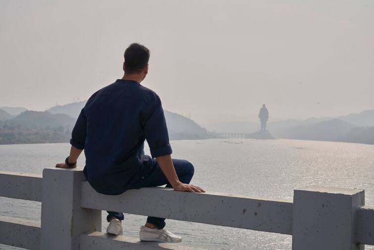 Akshay Kumar visited the Statue of Unity Statue of Unity: સ્ટેચ્યુ ઓફ યુનિટી પહોચ્યો બોલિવૂડનો સુપરસ્ટાર, તમે ઓળખ્યાં કે નહીં?