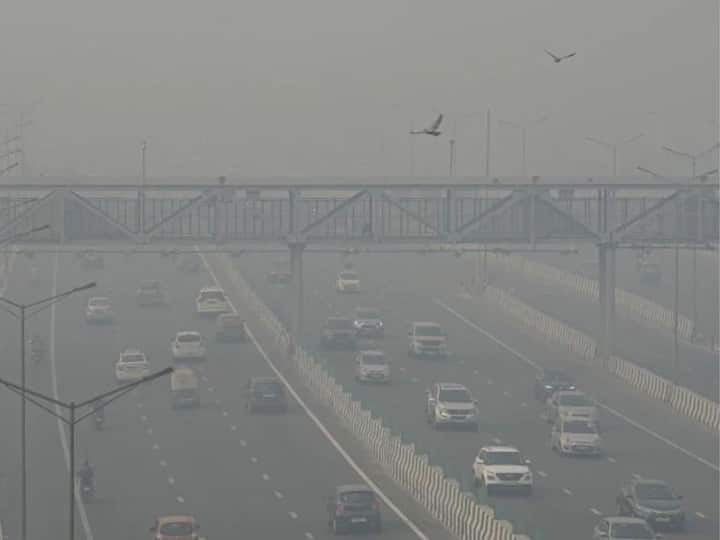 Delhi Air Pollution More Than 5800 vehicles Fined GRAP-3 Rules Violation Vehicles Banned due to Pollution Delhi Air Pollution: రూల్స్ పాటించని వాహనదారులు, భారీ జరిమానాలు వేస్తున్న పోలీసులు