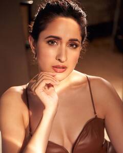 Pragya Jaiswal: ప్రగ్యా జైస్వాల్ స్కిన్ టోన్ అదిరిపోయింది