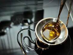 Mustard Oil: রূপচর্চাতেও কাজে লাগে সর্ষের তেল, কীভাবে কোন কোন কাজে ব্যবহার করবেন?