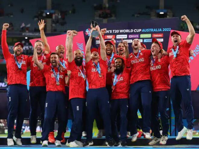 t20 world cup 2022 england champion final match wins by 5 wickets against pakistan T20 WC 2022: ਸਟੋਕਸ ਨੇ ਗੇਂਦਬਾਜ਼ਾਂ ਨਾਲ ਫਾਈਨਲ ਜਿੱਤਣ ਦੀ ਲਿਖੀ ਕਹਾਣੀ , ਪਾਕਿਸਤਾਨ ਨੇ ਇੰਗਲੈਂਡ ਖ਼ਿਲਾਫ਼ ਕੀਤੀਆਂ ਇਹ ਗ਼ਲਤੀਆਂ