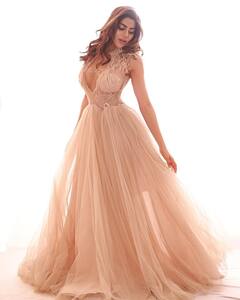 PHOTO : लाखात एक... दिसते सुरेख! निक्की तांबोळीच्या नव्या लूकची चर्चा..