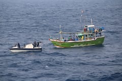 Indian Coast Guard: భారత జలాల్లోకి ప్రవేశించిన శ్రీలంక బోట్లు- 11 మంది మత్స్యకారులు అరెస్ట్