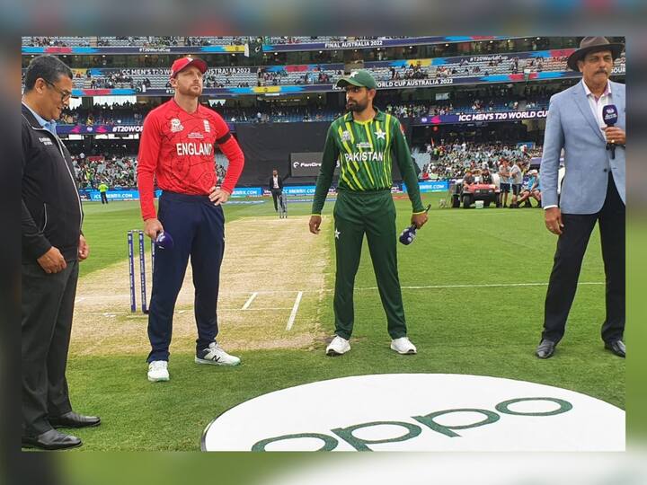 Pakistan vs England t20 world cup 2022 England won toss and elected to Bowl first PAK vs ENG, Toss Update : वर्ल्ड कप फायनलमध्ये इंग्लंडनं नाणेफेक जिंकत निवडली गोलंदाजी, दोन्ही टीमकडून संघात एकही बदल नाही