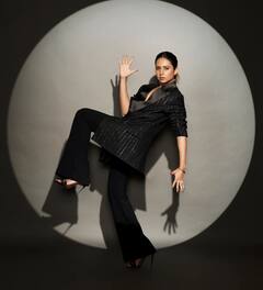 Sargun Mehta: सरगुन मेहताचा बॉसी अंदाज; कॅमेऱ्यासमोर दिल्या झकास पोज!