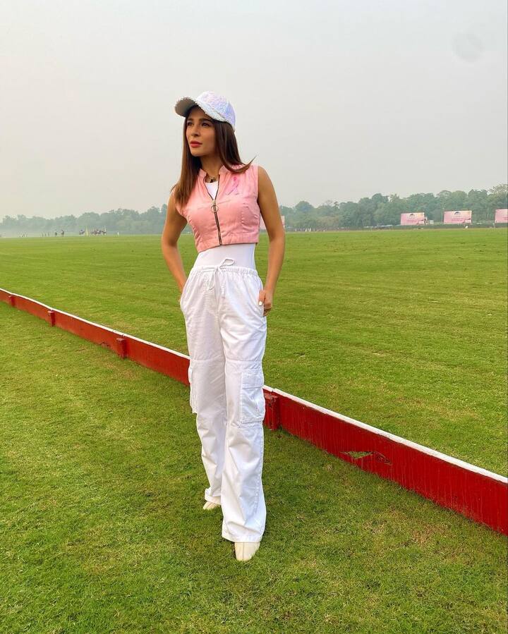 आयशा को साल 2019 में वारसी अंतर्राष्ट्रीय संगठन द्वारा 'तमघा-ए-फखर-ए-पाकिस्तान' से सम्मानित किया गया था.