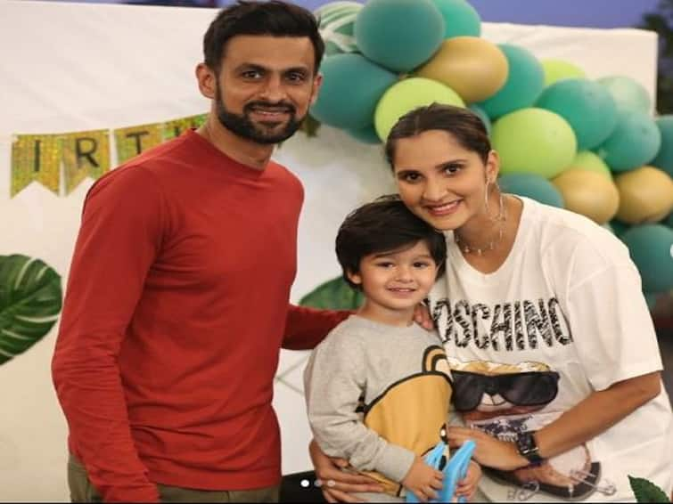 Sania Mirza Shoaib Malik Divorce Many be Soon Legal Issues Resolve Sania Mirza Shoaib Malik Divorce: త్వరలో పూర్తికానున్న సానియా- షోయబ్ విడాకుల ప్రక్రియ, నటి వల్లే ఈ నిర్ణయమా !