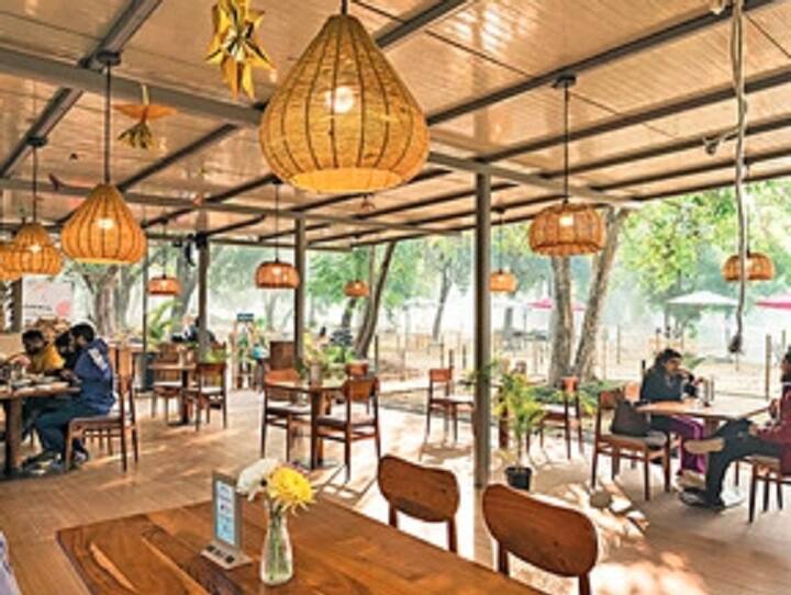 Delhi Restaurants Allowed To Serve Food In Open Spaces, Terrace As MCD Eases Licensing Norms இனிமே இந்த உணவகங்களை நடத்த தடையில்லை.. திறந்தவெளியில் நடத்தலாம்.. டீட்டெயில்ஸ் இங்கே.