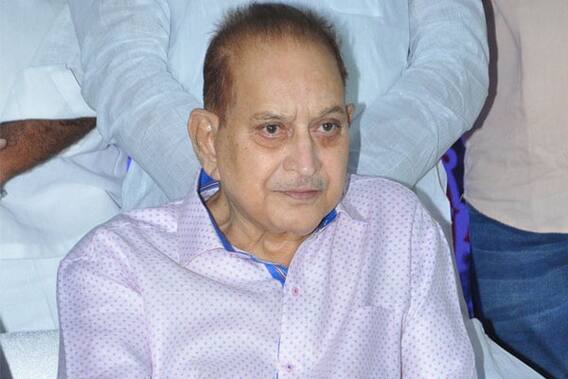 Breaking News | Krishna Hospitalized: అనారోగ్యంతో ఆసుపత్రిలో చేరిన సూపర్ స్టార్ కృష్ణ | ABP Desam