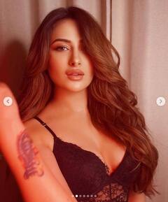 Mahira Sharma: ਬਲੈਕ ਮੋਨੋਕਿਨੀ 'ਚ ਮਾਹਿਰਾ ਸ਼ਰਮਾ ਨੇ ਮਚਾਈ ਤਬਾਹੀ, ਮਾਸੂਮੀਅਤ ਦੇਖ ਕੇ ਪ੍ਰਸ਼ੰਸਕ ਦਾ ਪਿਘਲ ਗਿਆ ਦਿਲ