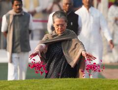 'आधुनिक भारत के निर्माता', नेहरू जयंती पर पीएम मोदी से लेकर सोनिया गांधी तक, राजनेताओं ने ऐसे दी श्रद्धांजलि