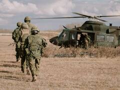 कनाडा ने सेना में भर्ती के नियमों में किया बदलाव, भारतीय मूल के स्थायी नागरिकों को भी मिलेगा मौका