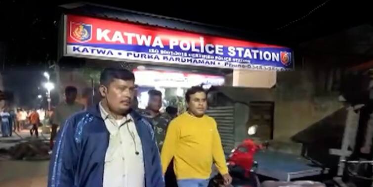 East Burdwan News 4 arrested due to threats to a School teacher on a high interest issue Katwa News: সুদ দিতে না পারায় রেললাইনে বেঁধে পা কেটে নেওয়ার হুমকি, 'আত্মহত্যার চেষ্টা' স্কুলশিক্ষকের