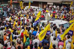 गुजरात चुनाव में मुस्लिम वोटरों की पसंद कौन? ईशुदान गढ़वी से AAP को कितना फायदा? जनता ने सर्वे में बताया