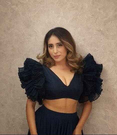 Neha Bhasin PHOTO: સિંગર નેહા ભસીન સોશિયલ મીડિયા પર ખૂબ જ એક્ટિવ રહે છે અને અવારનવાર ઈન્સ્ટાગ્રામ પર તેના વીડિયો અને ફોટો પોસ્ટ કરતી રહે છે.