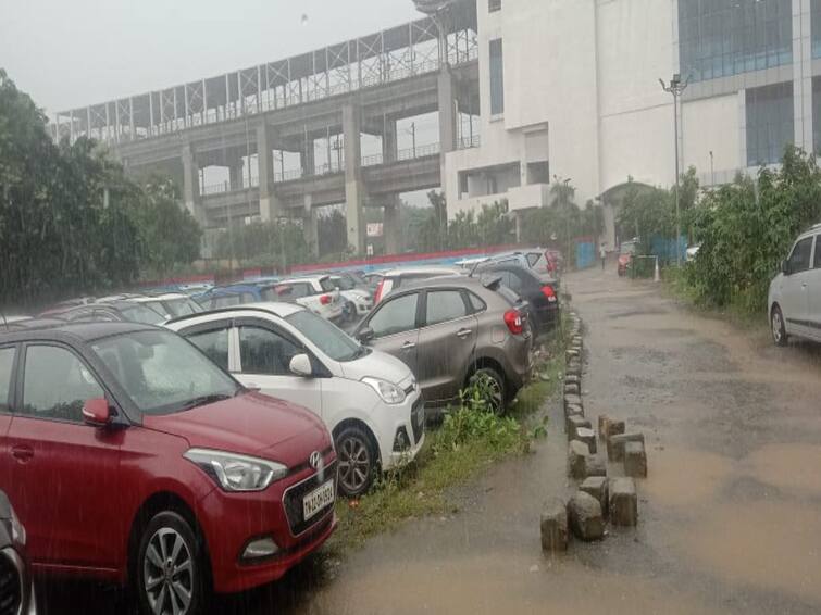 Rain Alert Tamil Nadu Latest Weather News Rain Expected in 8 Districts in next 2 hours chennai Thiruvallur TN Rain Alert : அடுத்த 2 மணிநேரம்.. 8 மாவட்டங்களில் பொளக்க போகுது மழை.. எச்சரித்த வானிலை மையம்!