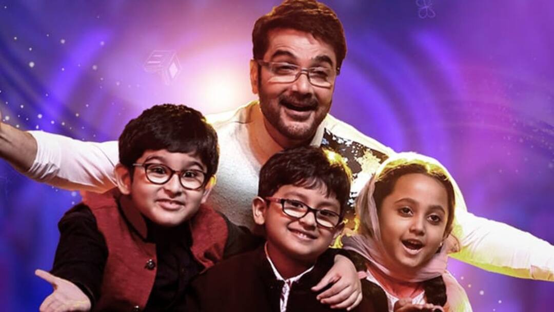 Haami 2 Trailer: মঞ্চে প্রসেনজিৎ, নাচে, গানে জমে উঠল 'হামি ২'-এর ট্রেলার মুক্তির অনুষ্ঠান Haami 2 Trailer: Shiboprosad, Nandita's Haami 2 trailer released, know in details Haami 2 Trailer: মঞ্চে প্রসেনজিৎ, নাচে, গানে জমে উঠল 'হামি ২'-এর ট্রেলার মুক্তির অনুষ্ঠান