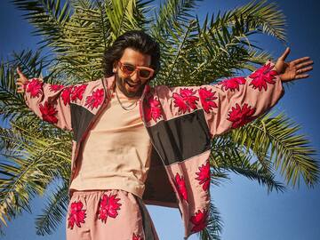 Ranveer Singh Makes NBA Legend Shaq Groove To 'Khalibali' From