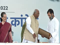 Kharge, Sonia, Rahul Among Cong's 40 Star Campaigners For Gujarat Polls