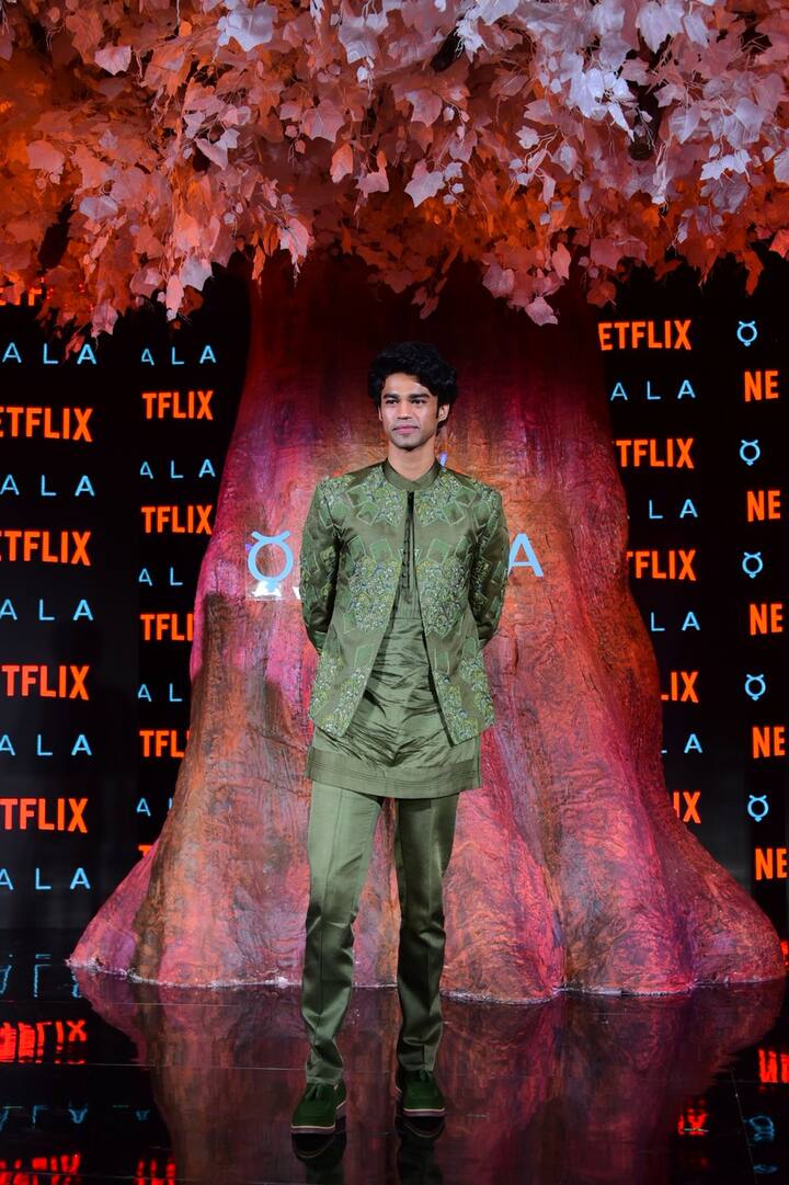 इऱफान खान (Irrfan Khan) के बेटे बाबिल खान (Babil Khan) की डेब्यू फिल्म ‘काला’ (Qala) का ट्रेलर मंगलवार को रिलीज किया गया है.