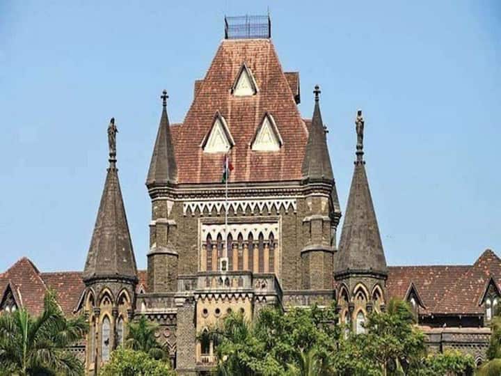 Bombay High Court Biological Father Cannot Be Booked For Kidnapping Child In Absence Of Legal Prohibition Man Cannot Be Booked For Kidnapping His Own Child From Mother's Custody In Absence Of Legal Prohibition: HC