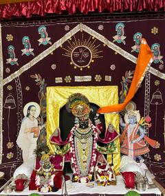 Annakoot: અમદાવાદના થલતેજમાં શ્રીનાથજી ધામ હવેલી ખાતે અન્નકુટનું થયું ભવ્ય આયોજન, મોટી સંખ્યામાં દર્શનાર્થે ઉમટ્યાં વૈષ્ણવો