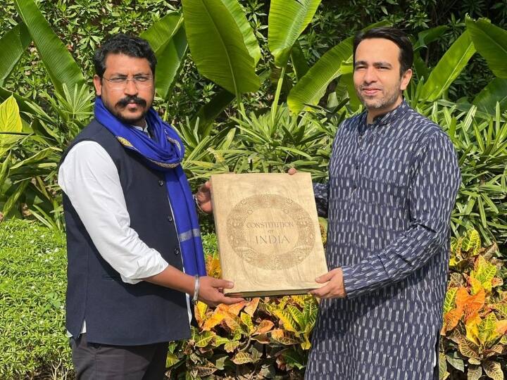 khatauli bypolls chandrashekhar party azad samaj party to support rld in upcoming election ann Khatauli Bypoll: RLD उम्मीदवार को समर्थन देंगे चंद्रशेखर आजाद, जयंत चौधरी से की मुलाकात